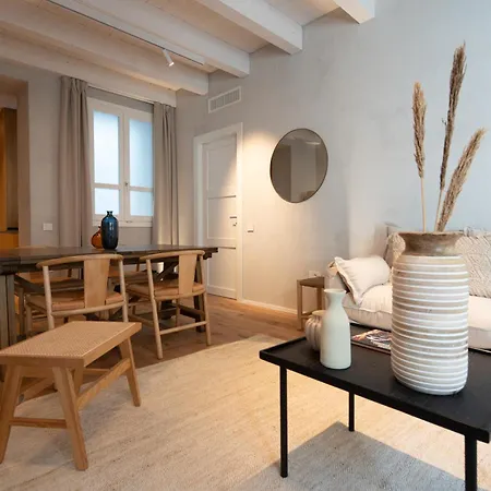 Trinita Urbannest - Cuore Di Apartament Cagliari